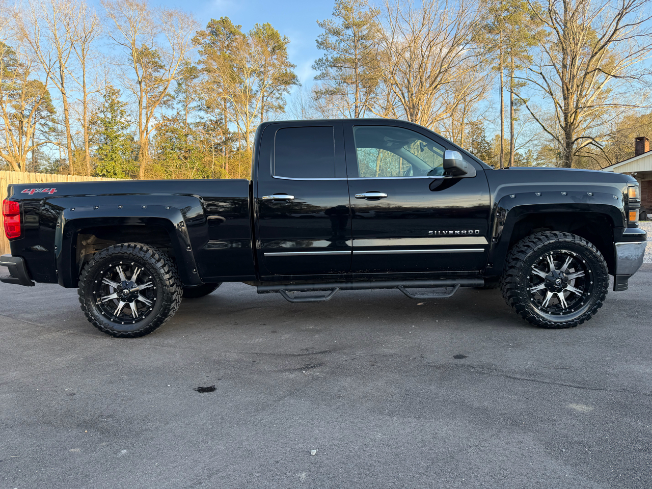 Chevrolet Silverado 1500 4WD Double Cab 143.5" LTZ w/1LZ 2015