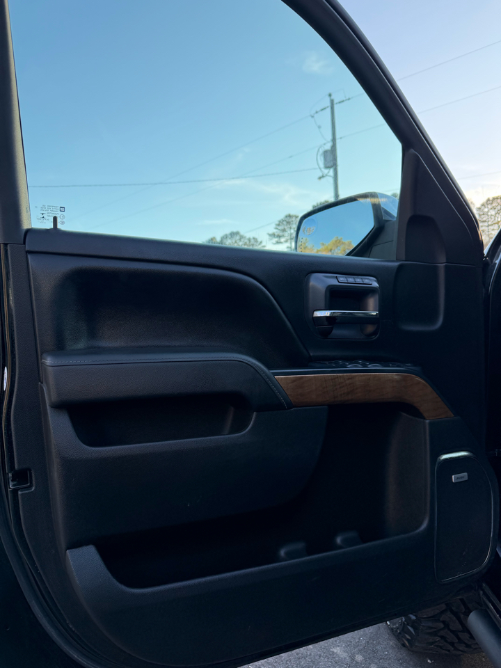 Chevrolet Silverado 1500 4WD Double Cab 143.5" LTZ w/1LZ 2015