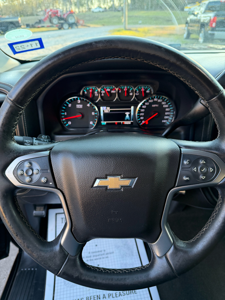 Chevrolet Silverado 1500 4WD Double Cab 143.5" LTZ w/1LZ 2015