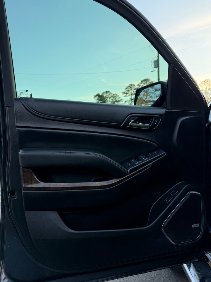 Chevrolet Tahoe 4WD 4dr Z71 2016