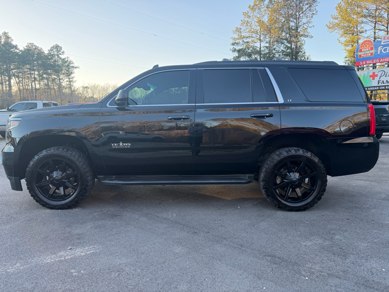 Chevrolet Tahoe 2WD 4dr LT 2019