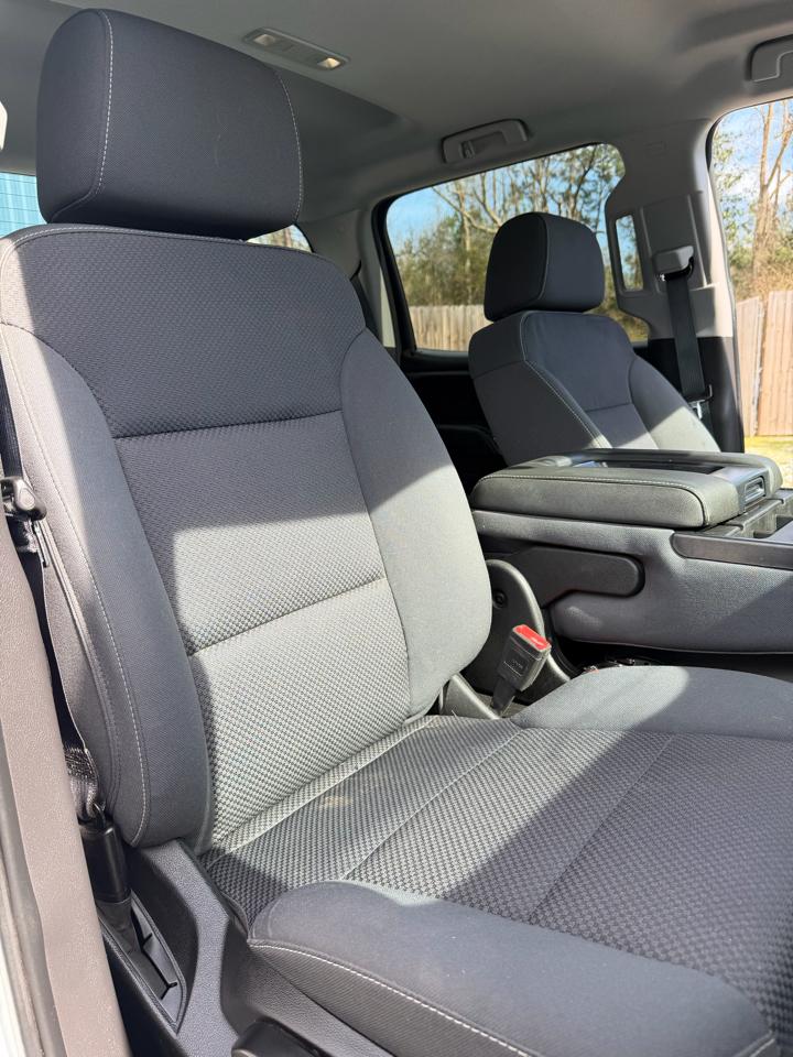 Chevrolet Silverado 1500 4WD Crew Cab 143.5" LT w/2LT 2018