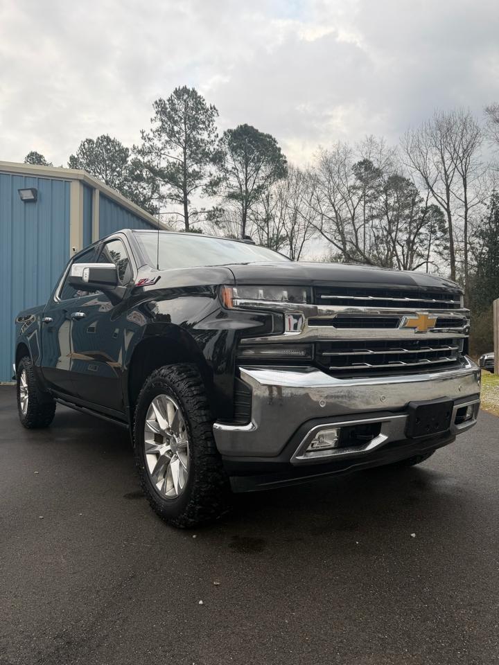 Chevrolet Silverado 1500 4WD Crew Cab 147" LTZ 2020