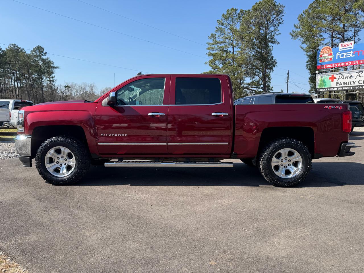 Chevrolet Silverado 1500 4WD Crew Cab 143.5" LTZ w/1LZ 2017