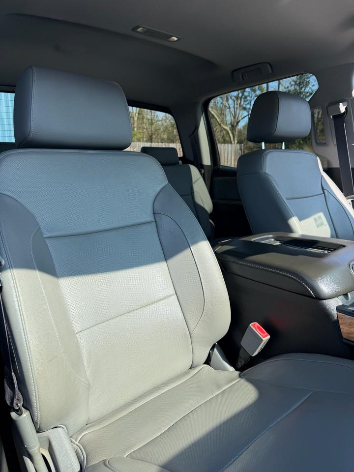 Chevrolet Silverado 1500 4WD Crew Cab 143.5" LTZ w/1LZ 2017