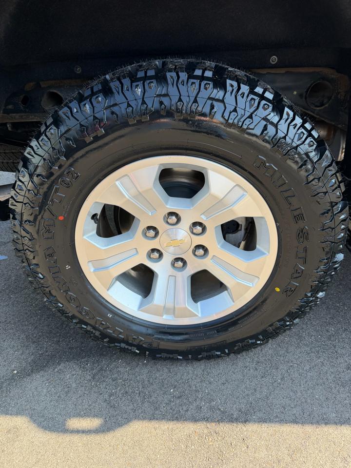 Chevrolet Silverado 1500 4WD Crew Cab 143.5" LTZ w/1LZ 2017