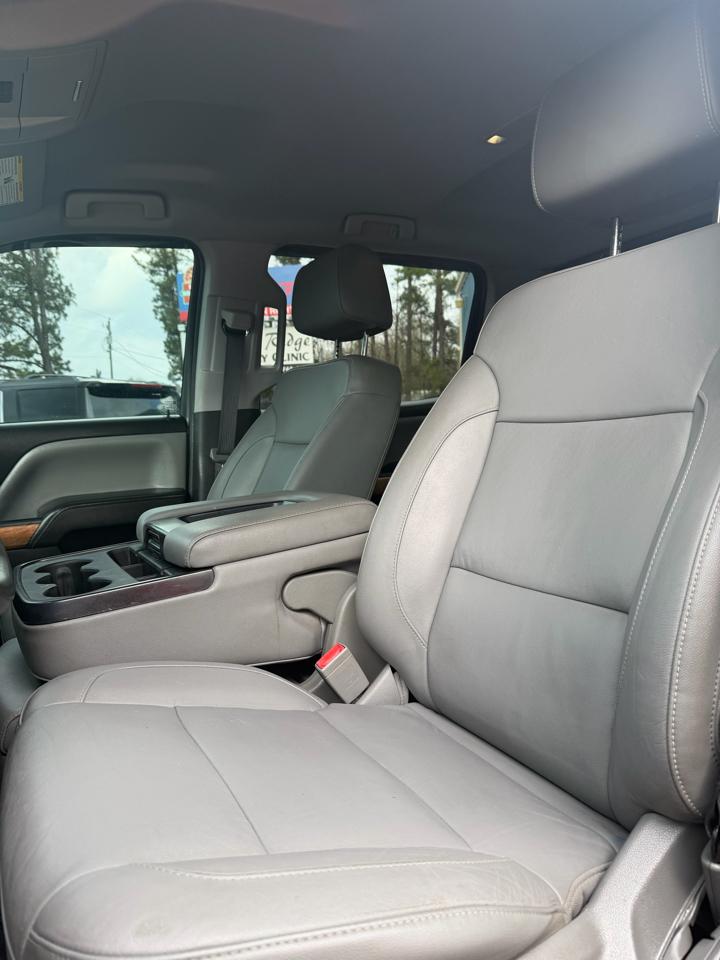 Chevrolet Silverado 1500 4WD Crew Cab 143.5" LTZ w/1LZ 2018