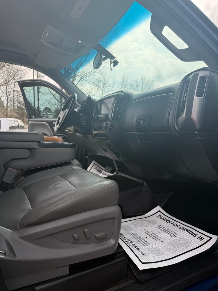 Chevrolet Silverado 1500 4WD Crew Cab 143.5" LTZ w/1LZ 2018