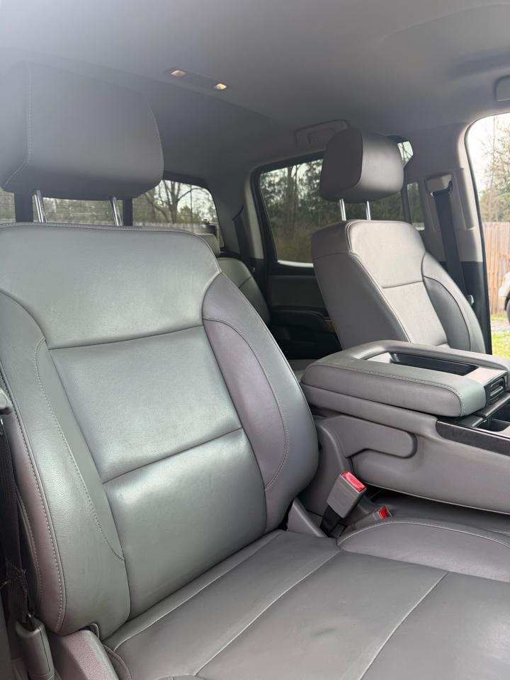 Chevrolet Silverado 1500 4WD Crew Cab 143.5" LTZ w/1LZ 2018