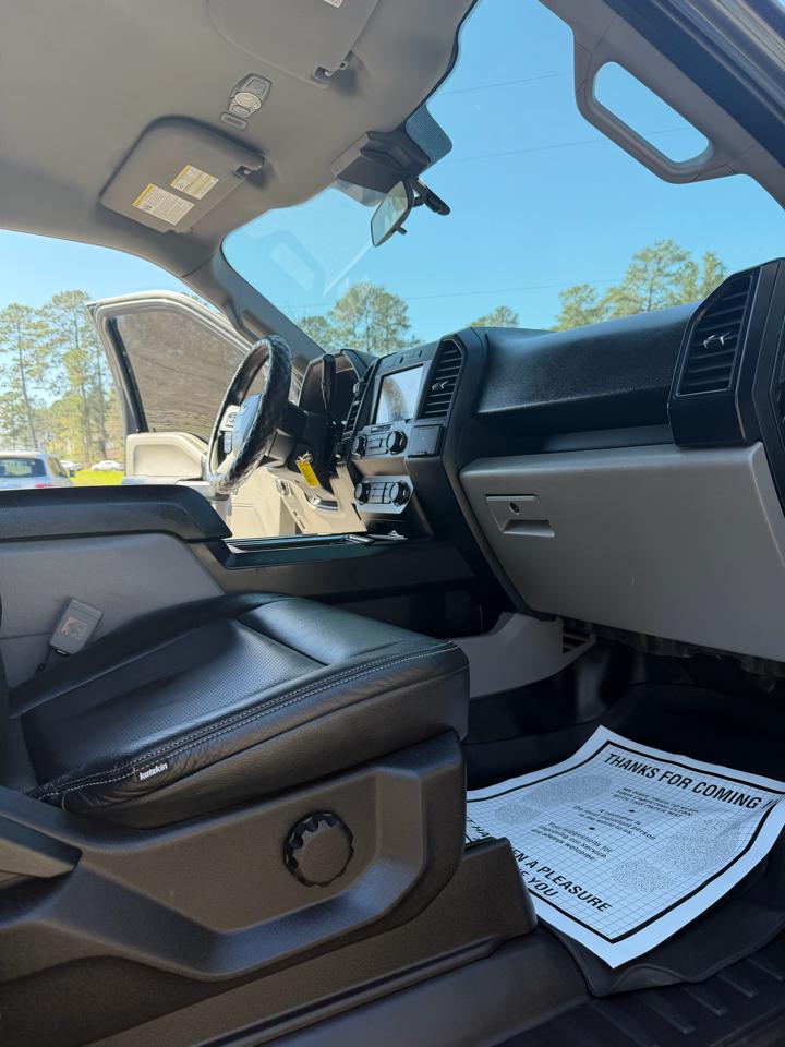 Ford F-150 4WD SuperCrew 145" STX 2020