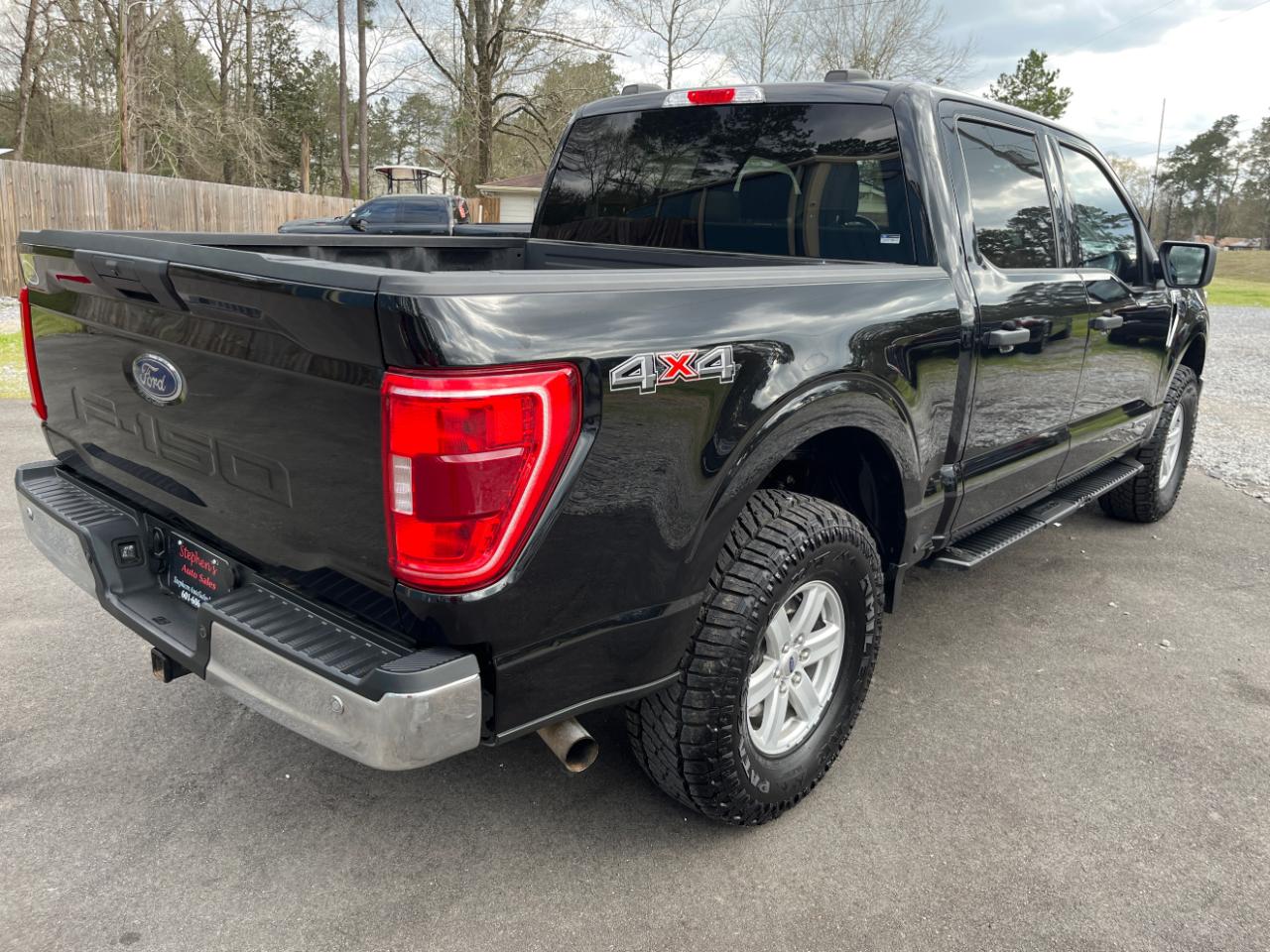 Ford F-150 XLT 4WD SuperCrew 5.5' Box 2023