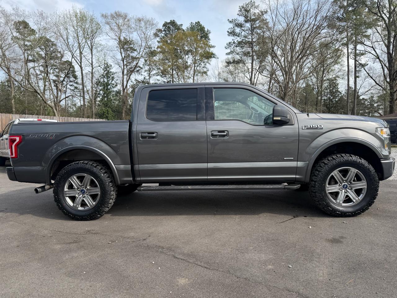 Ford F-150 4WD SuperCrew 145" XLT 2016
