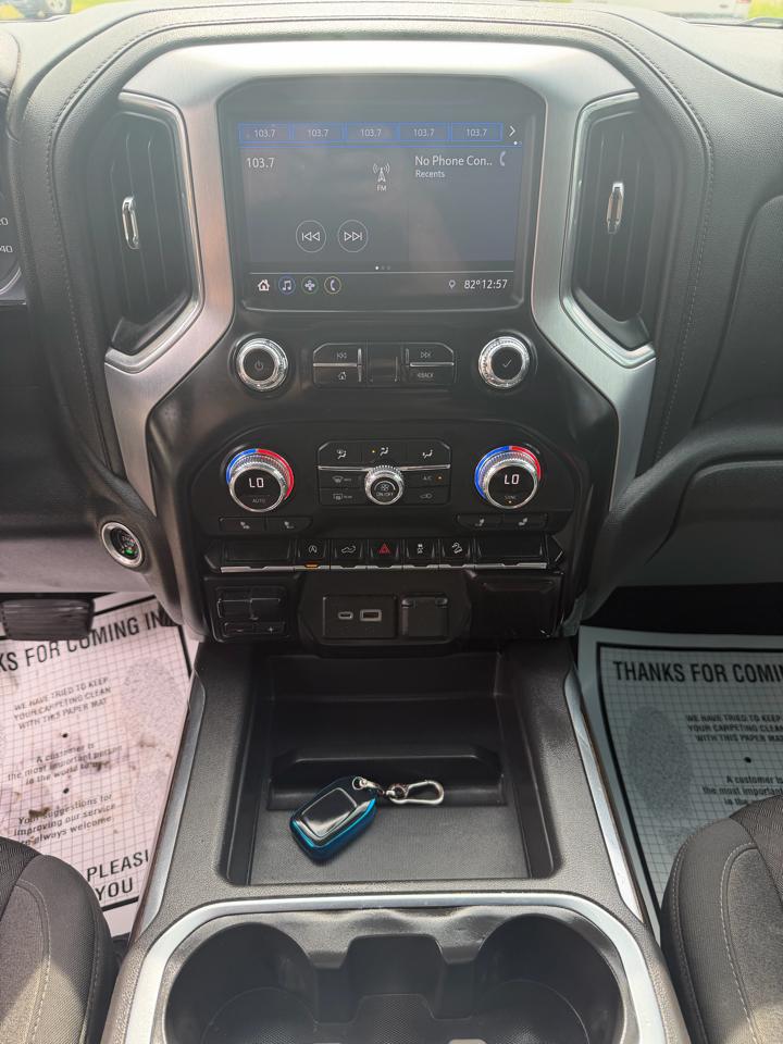 GMC Sierra 1500 4WD Crew Cab 147" AT4 2021