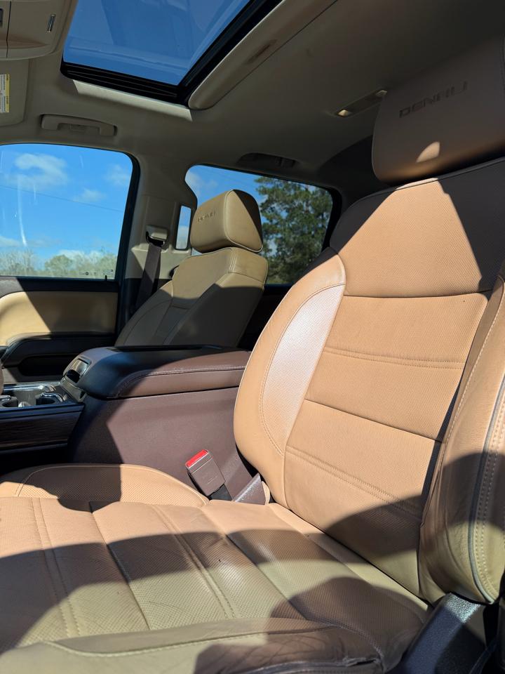 GMC Sierra 1500 4WD Crew Cab 143.5" Denali 2018