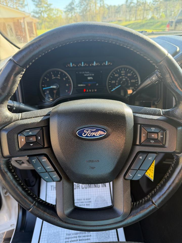 Ford F-150 4WD SuperCrew 145" XLT 2018
