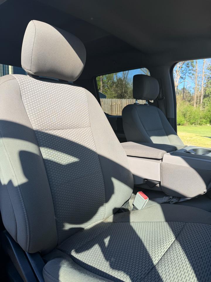 Ford F-150 4WD SuperCrew 145" XLT 2018