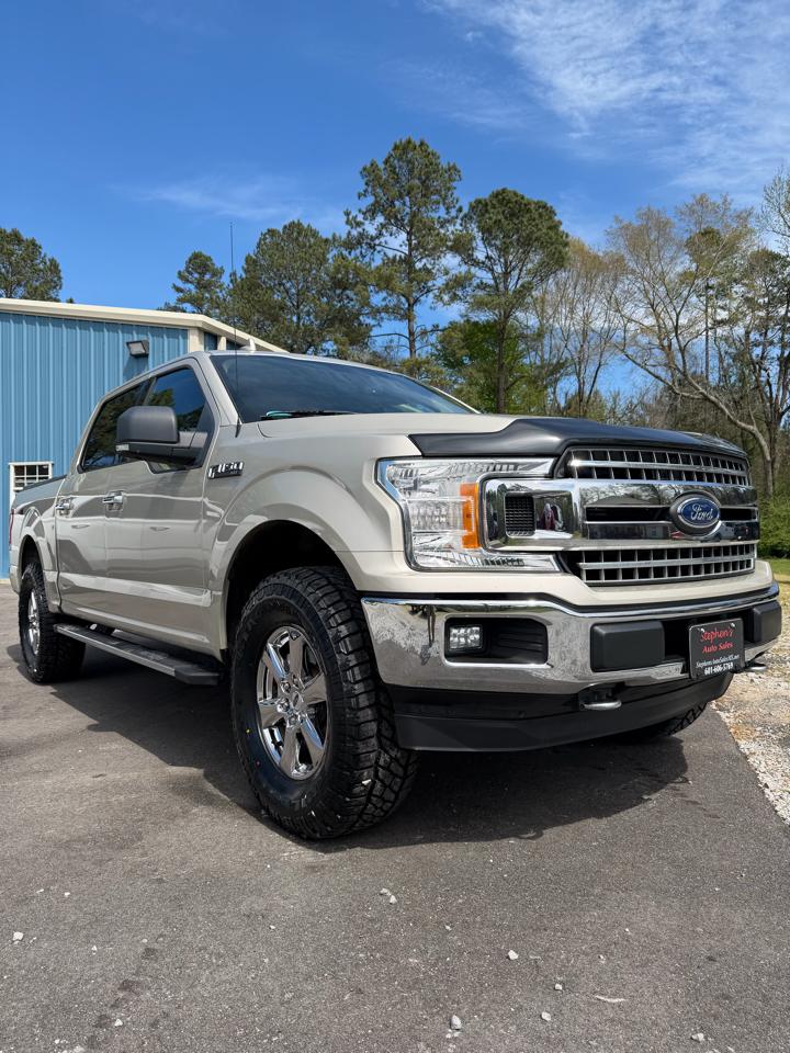 Ford F-150 4WD SuperCrew 145" XLT 2018