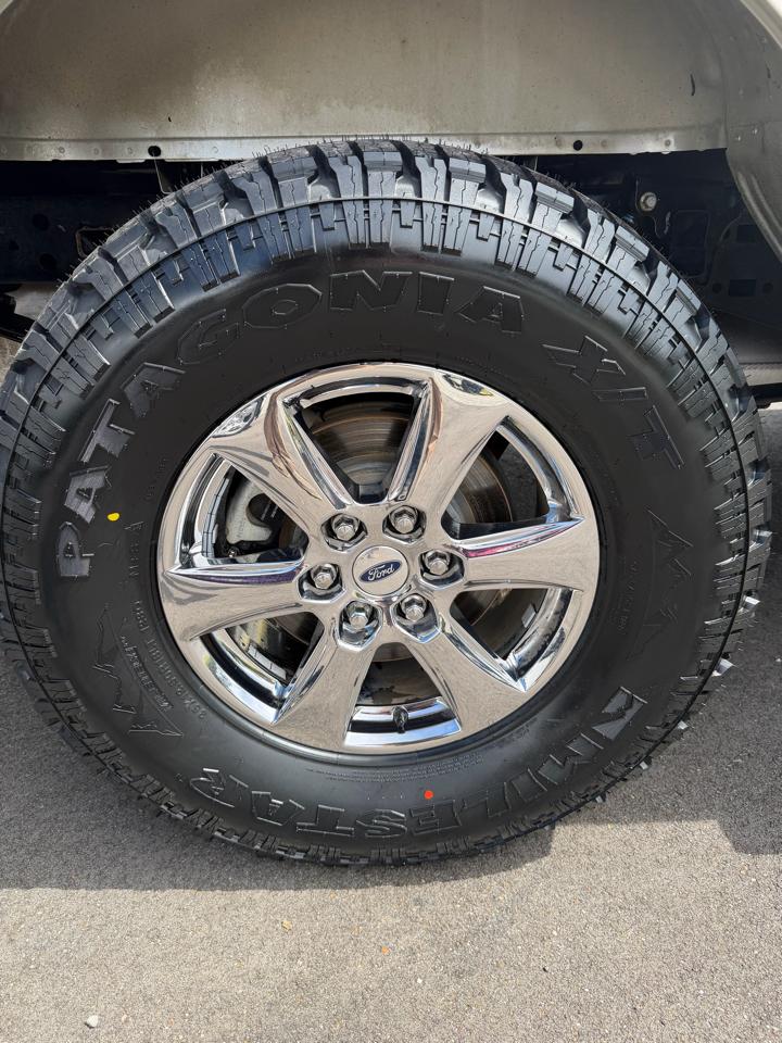 Ford F-150 4WD SuperCrew 145" XLT 2018