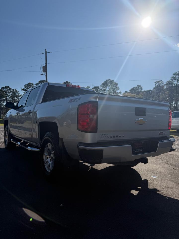 Chevrolet Silverado 1500 4WD Crew Cab 143.5" LT w/2LT 2017