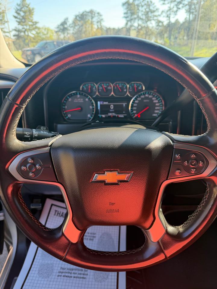 Chevrolet Silverado 1500 4WD Crew Cab 143.5" LT w/2LT 2017