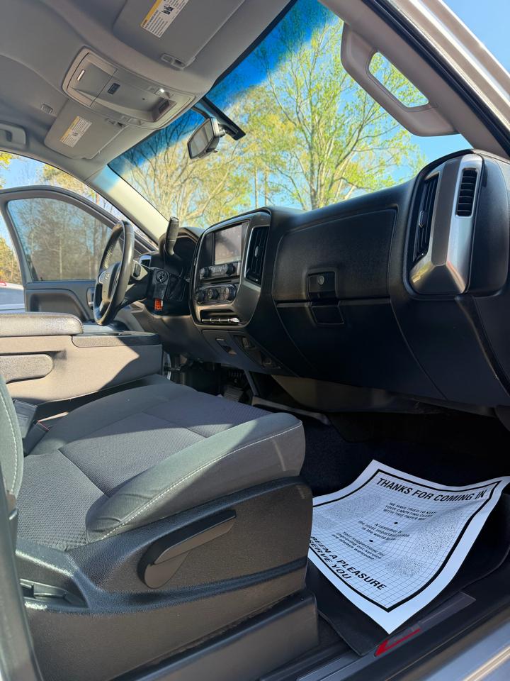 Chevrolet Silverado 1500 4WD Crew Cab 143.5" LT w/2LT 2017