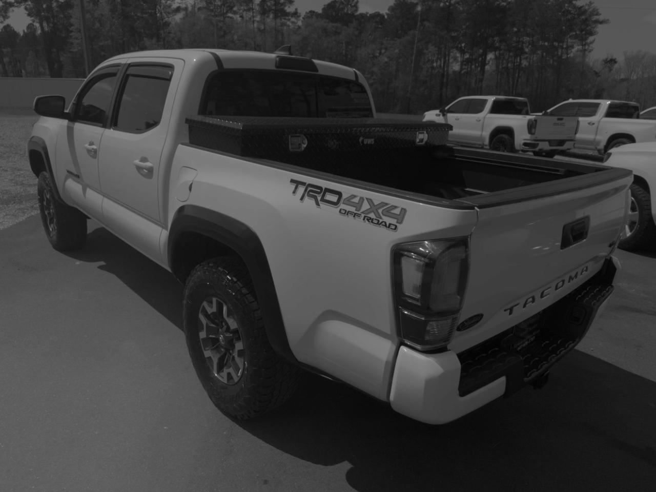 Toyota Tacoma 4WD TRD Off Road Double Cab 5' Bed V6 MT (Natl) 2019
