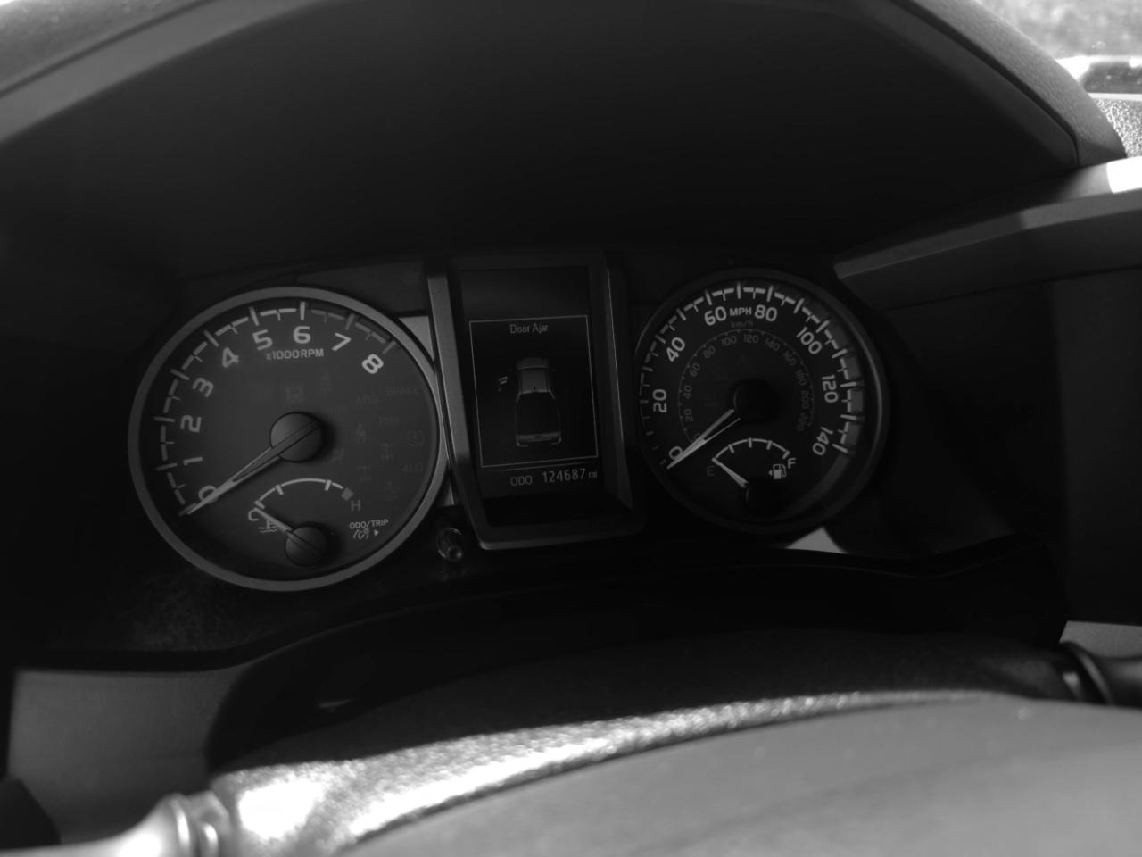 Toyota Tacoma 4WD TRD Off Road Double Cab 5' Bed V6 MT (Natl) 2019