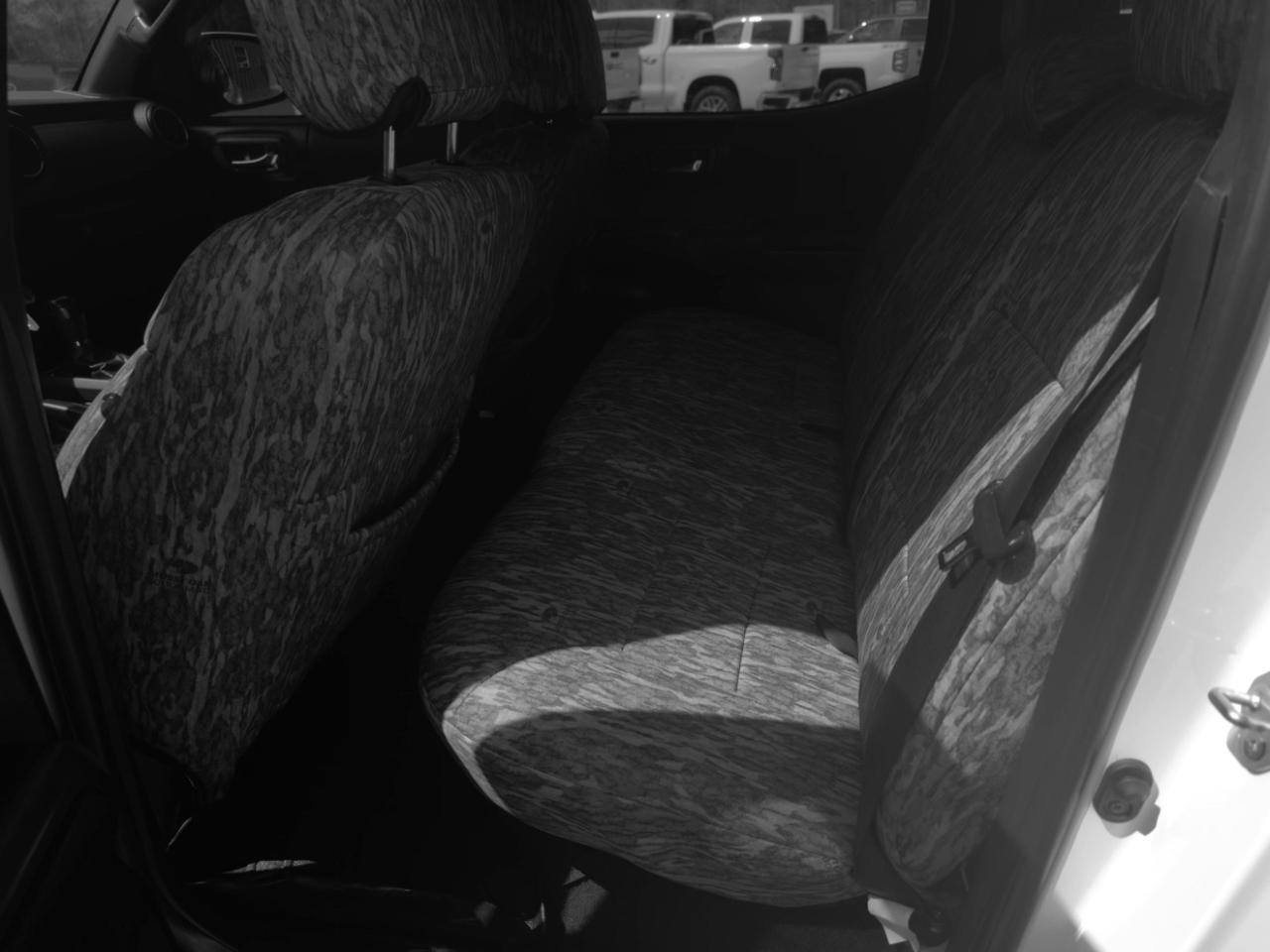 Toyota Tacoma 4WD TRD Off Road Double Cab 5' Bed V6 MT (Natl) 2019