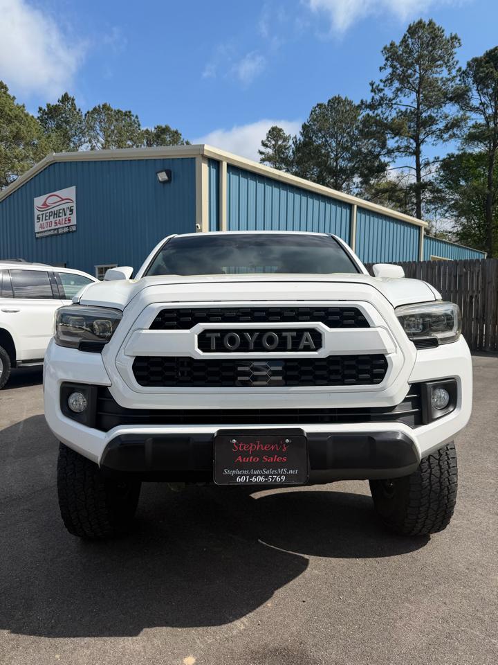 Toyota Tacoma 4WD TRD Off Road Double Cab 5' Bed V6 MT (Natl) 2019