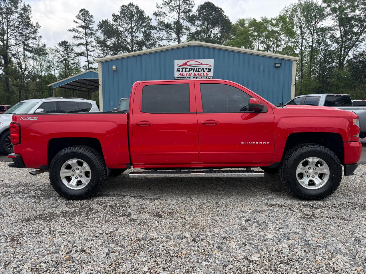 Chevrolet Silverado 1500 4WD Crew Cab 143.5" LT w/2LT 2016