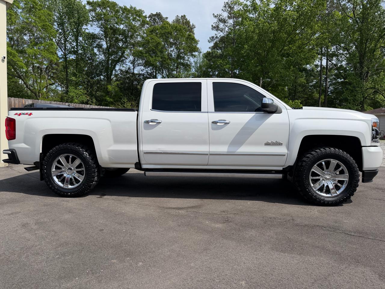 Chevrolet Silverado 1500 4WD Crew Cab 153.0" High Country 2017
