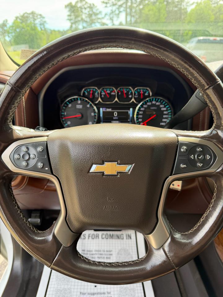 Chevrolet Silverado 1500 4WD Crew Cab 153.0" High Country 2017