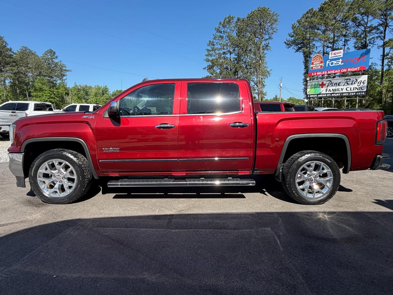 GMC Sierra 1500 4WD Crew Cab 143.5" SLT 2016