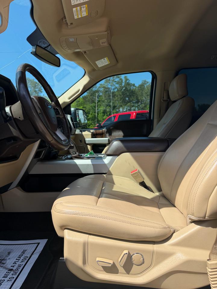 Ford F-150 4WD SuperCrew 145" Lariat 2018