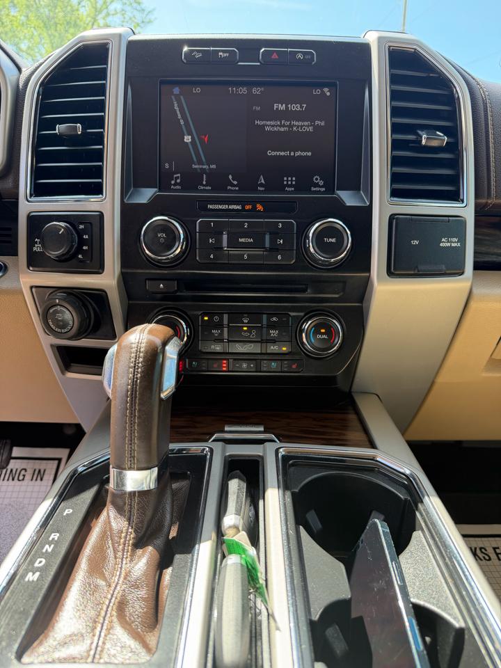 Ford F-150 4WD SuperCrew 145" Lariat 2018