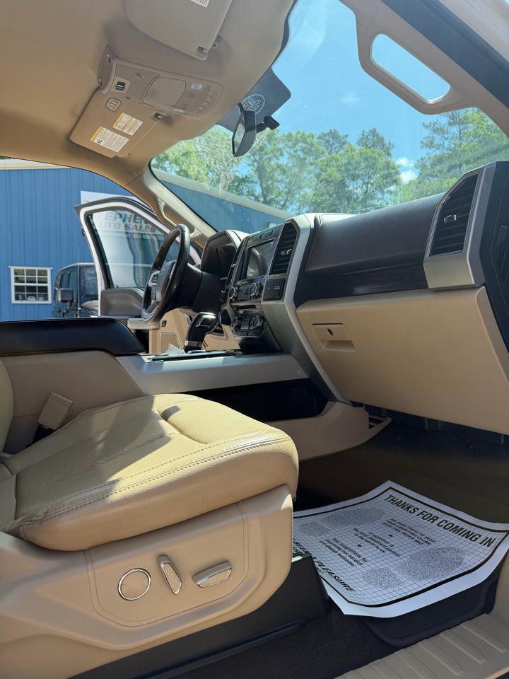 Ford F-150 4WD SuperCrew 145" Lariat 2018