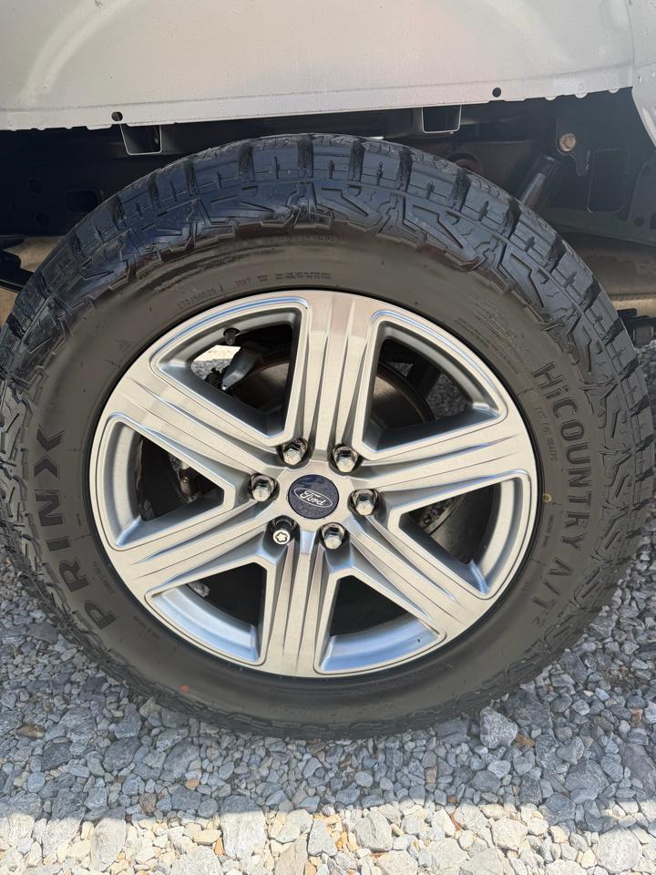 Ford F-150 4WD SuperCrew 145" XLT 2018