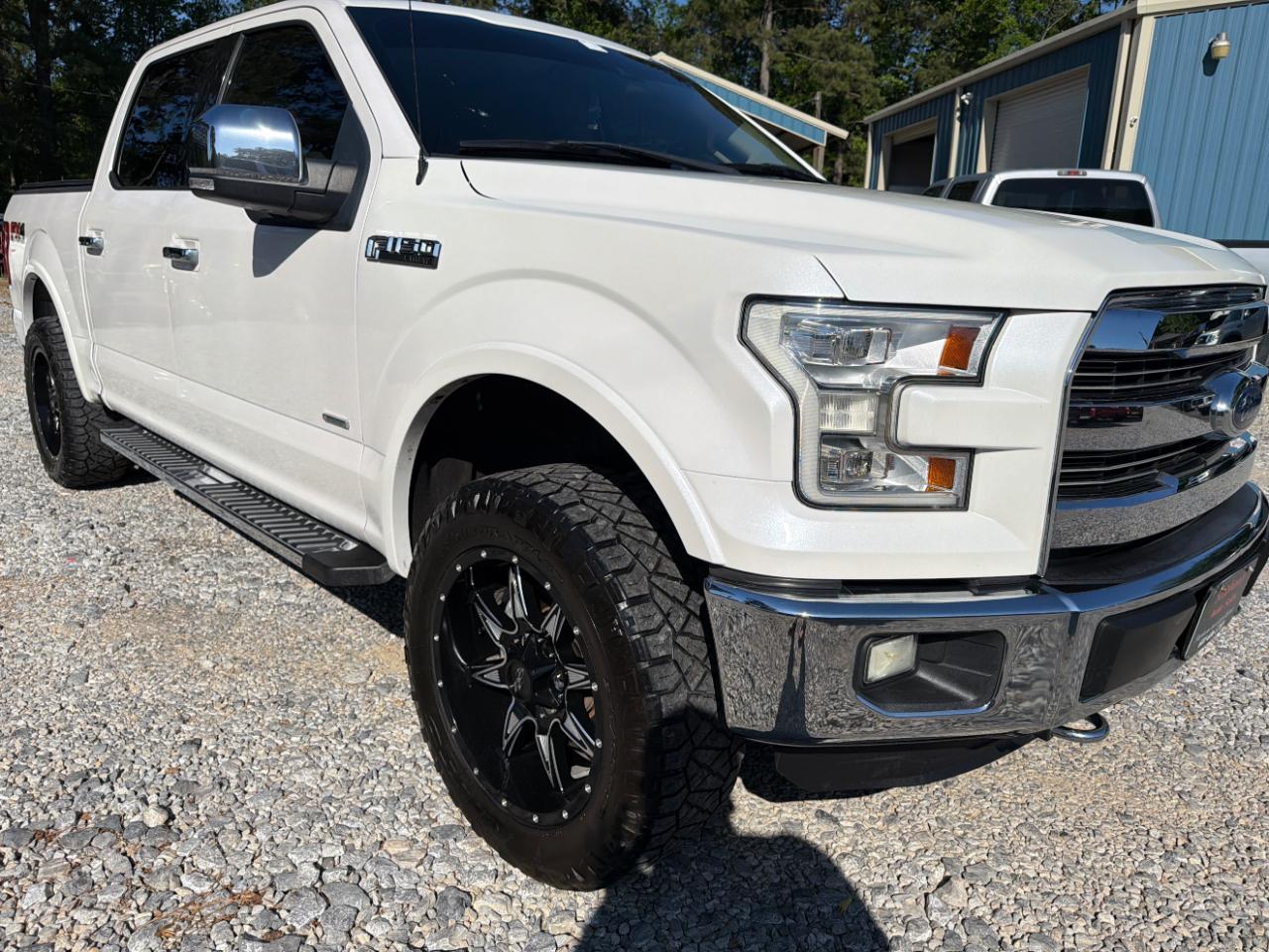 Ford F-150 4WD SuperCrew 145" Lariat 2016