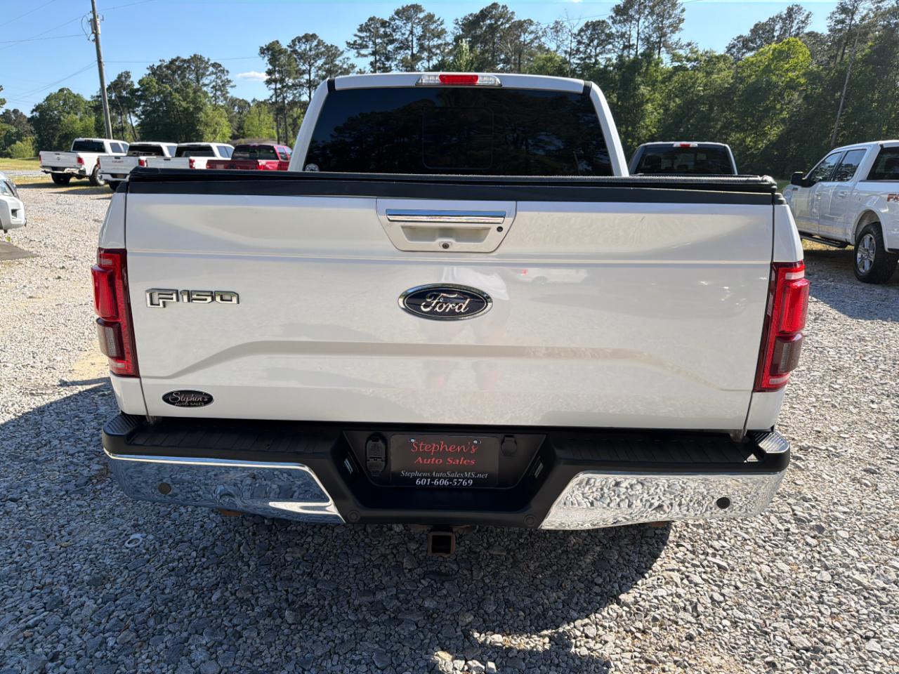Ford F-150 4WD SuperCrew 145" Lariat 2016