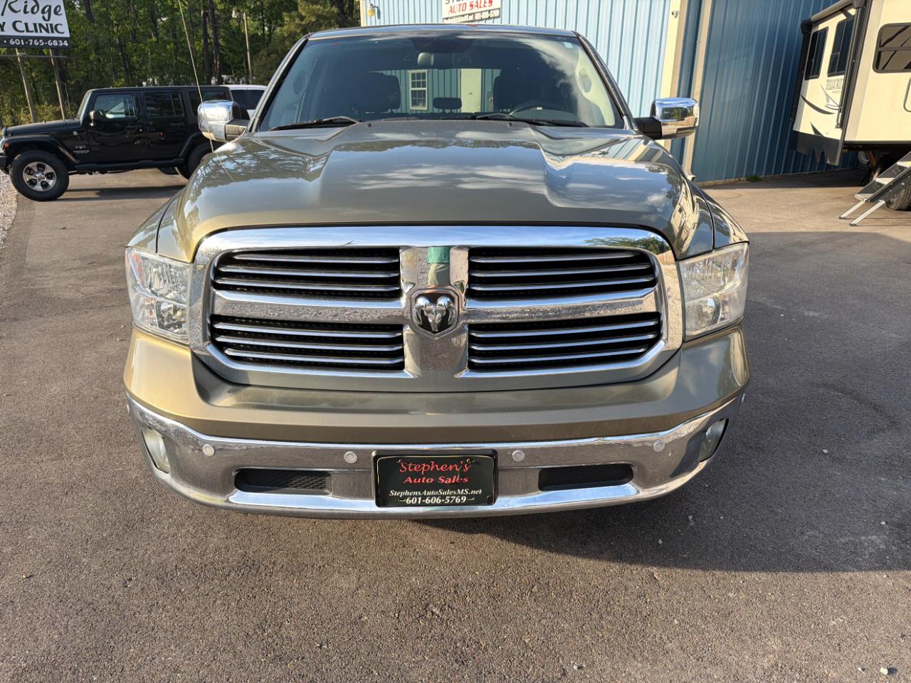 RAM 1500 2WD Crew Cab 140.5" Lone Star 2015