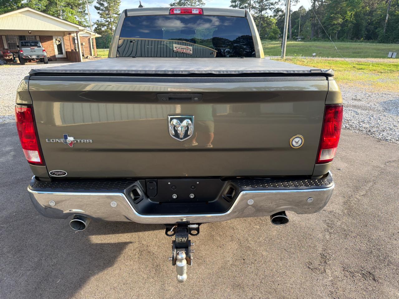 RAM 1500 2WD Crew Cab 140.5" Lone Star 2015