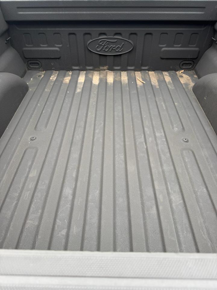 Ford F-150 4WD SuperCab 145" Lariat 2021