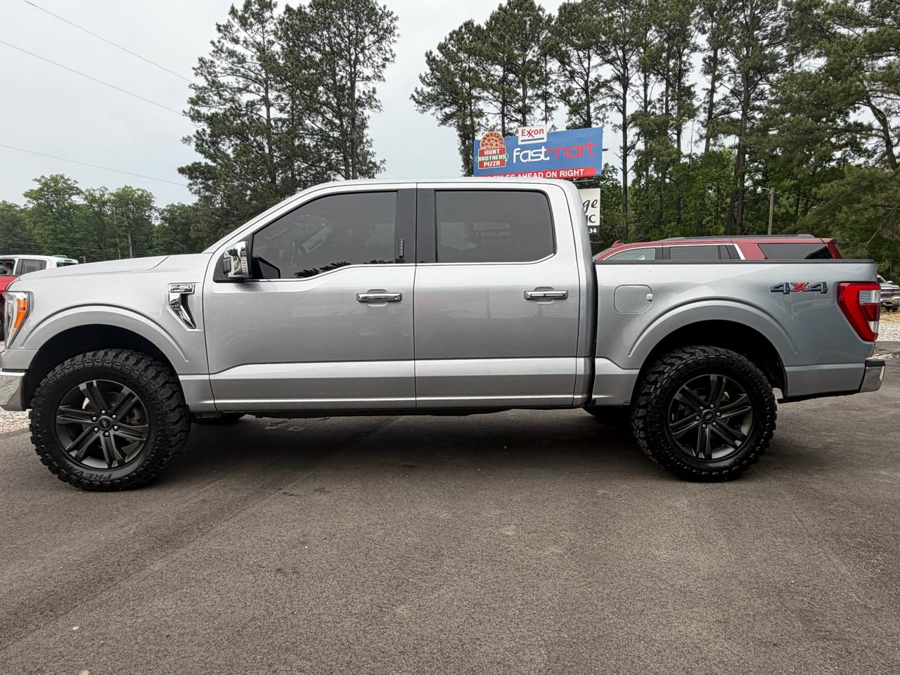 Ford F-150 4WD SuperCab 145" Lariat 2021