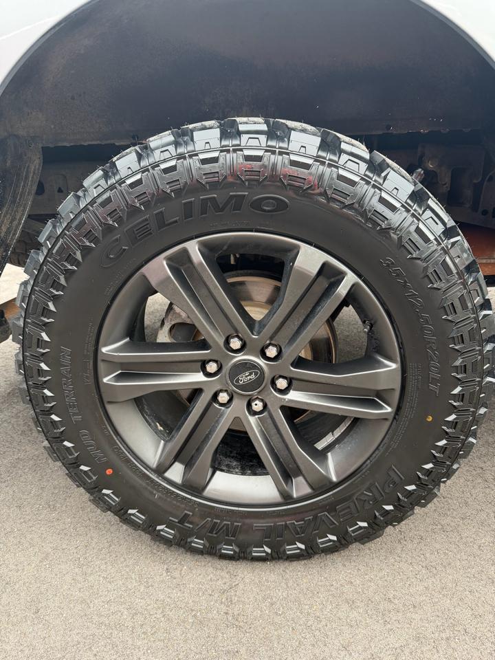 Ford F-150 4WD SuperCab 145" Lariat 2021