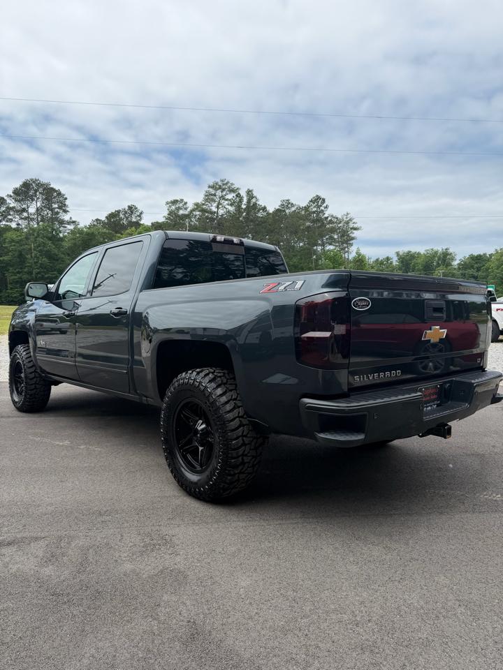 Chevrolet Silverado 1500 4WD Crew Cab 143.5" LT w/2LT 2018