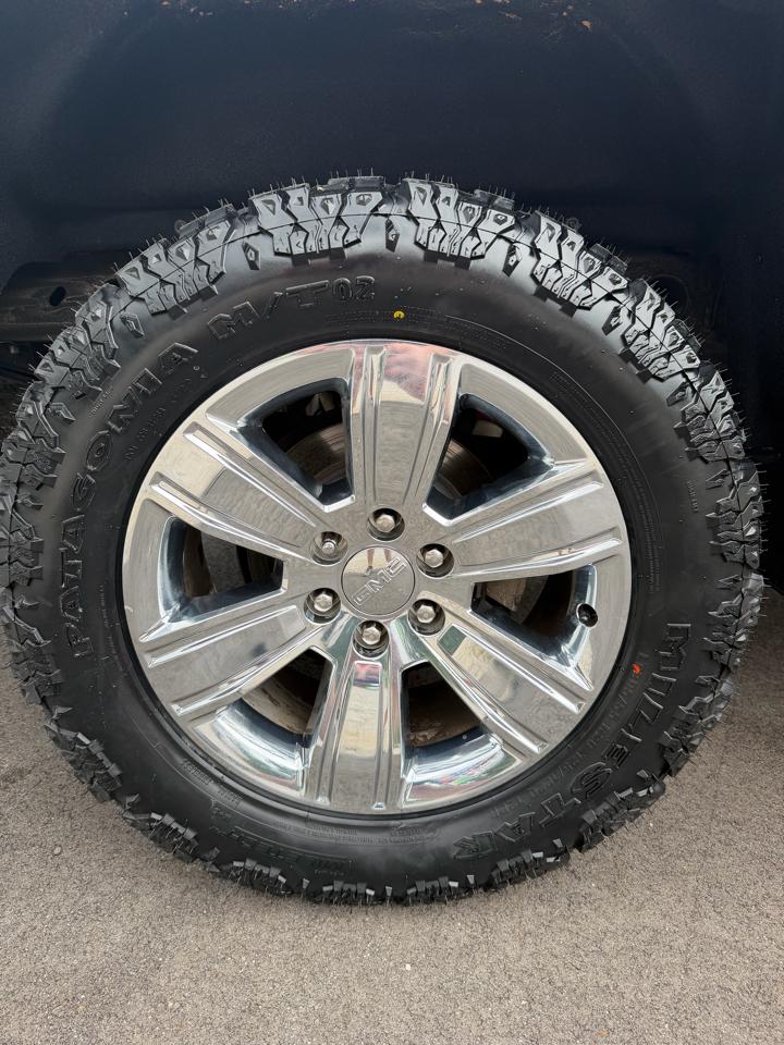 GMC Sierra 1500 4WD Crew Cab 143.5" SLT 2017