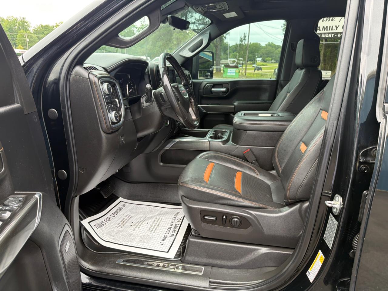 GMC Sierra 2500HD 4WD Crew Cab 159" AT4 2021