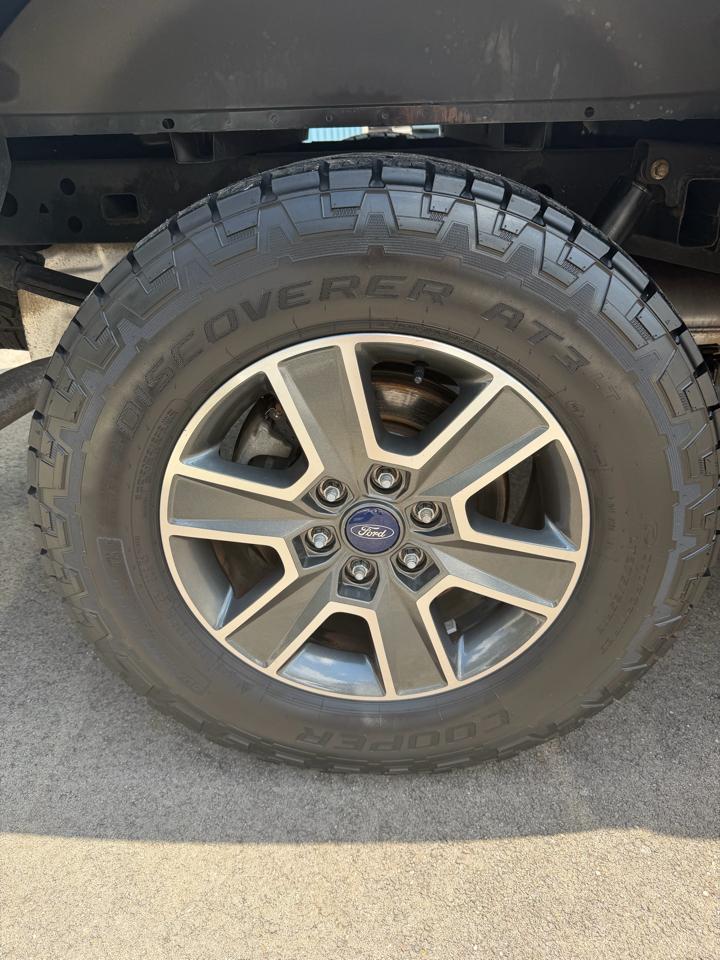 Ford F-150 4WD SuperCab 145" XLT 2016
