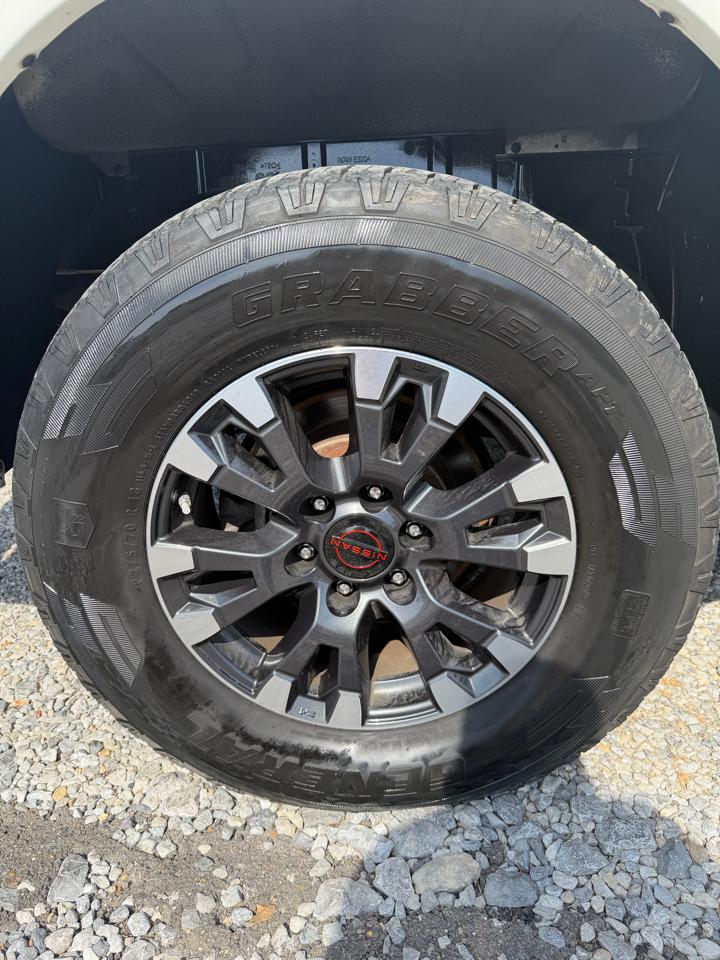 Nissan Titan 4x4 Crew Cab Platinum Reserve 2017