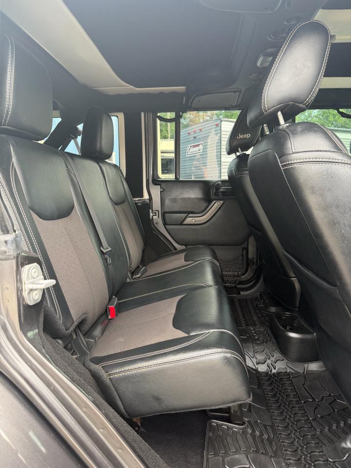 Jeep Wrangler Unlimited 4WD 4dr Freedom *Ltd Avail* 2017
